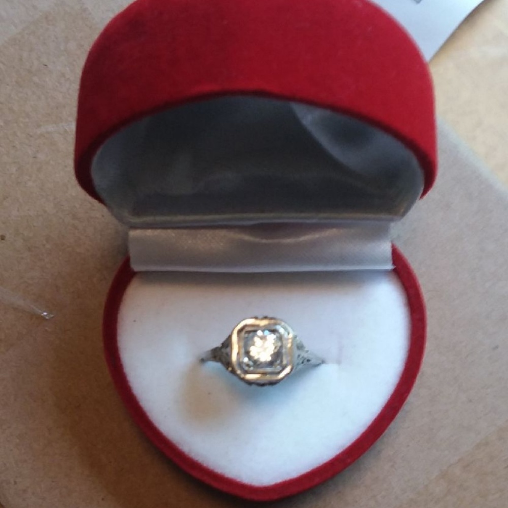 Antique 14K White Gold White Sapphire Ring